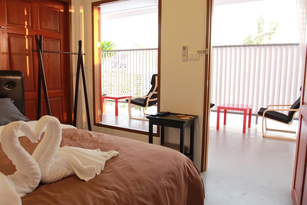 Barefeet Naturist Resort (Adults Only) Бангкок Экстерьер фото