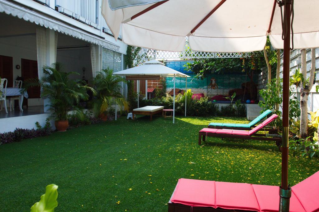 Barefeet Naturist Resort (Adults Only) Бангкок Экстерьер фото