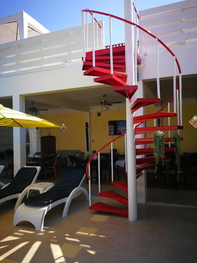 Barefeet Naturist Resort (Adults Only) Бангкок Экстерьер фото